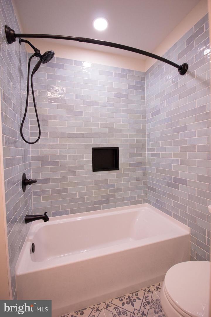 2673 Old Berwick Rd Property Photo 26