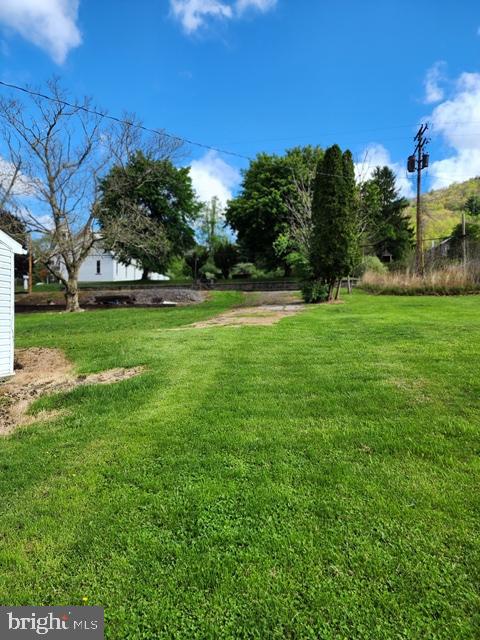 10366 Main St Property Photo 8