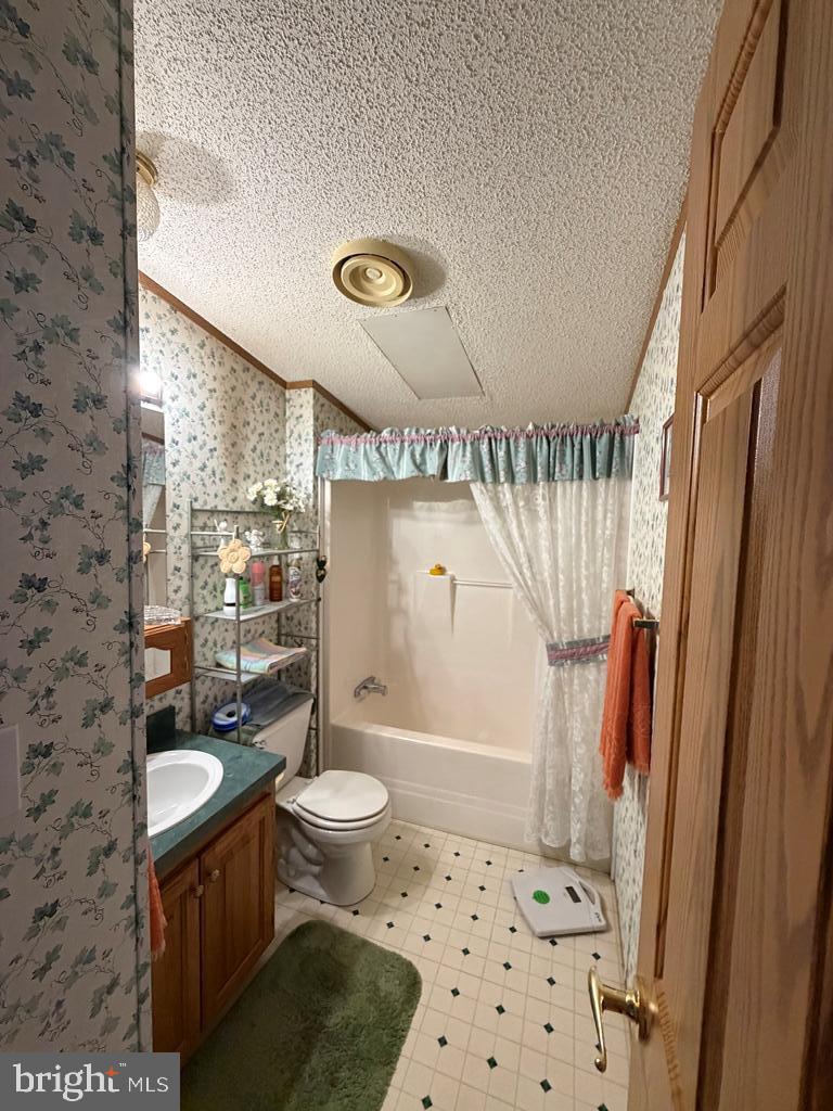 871 Hillcrest Dr Property Photo 31