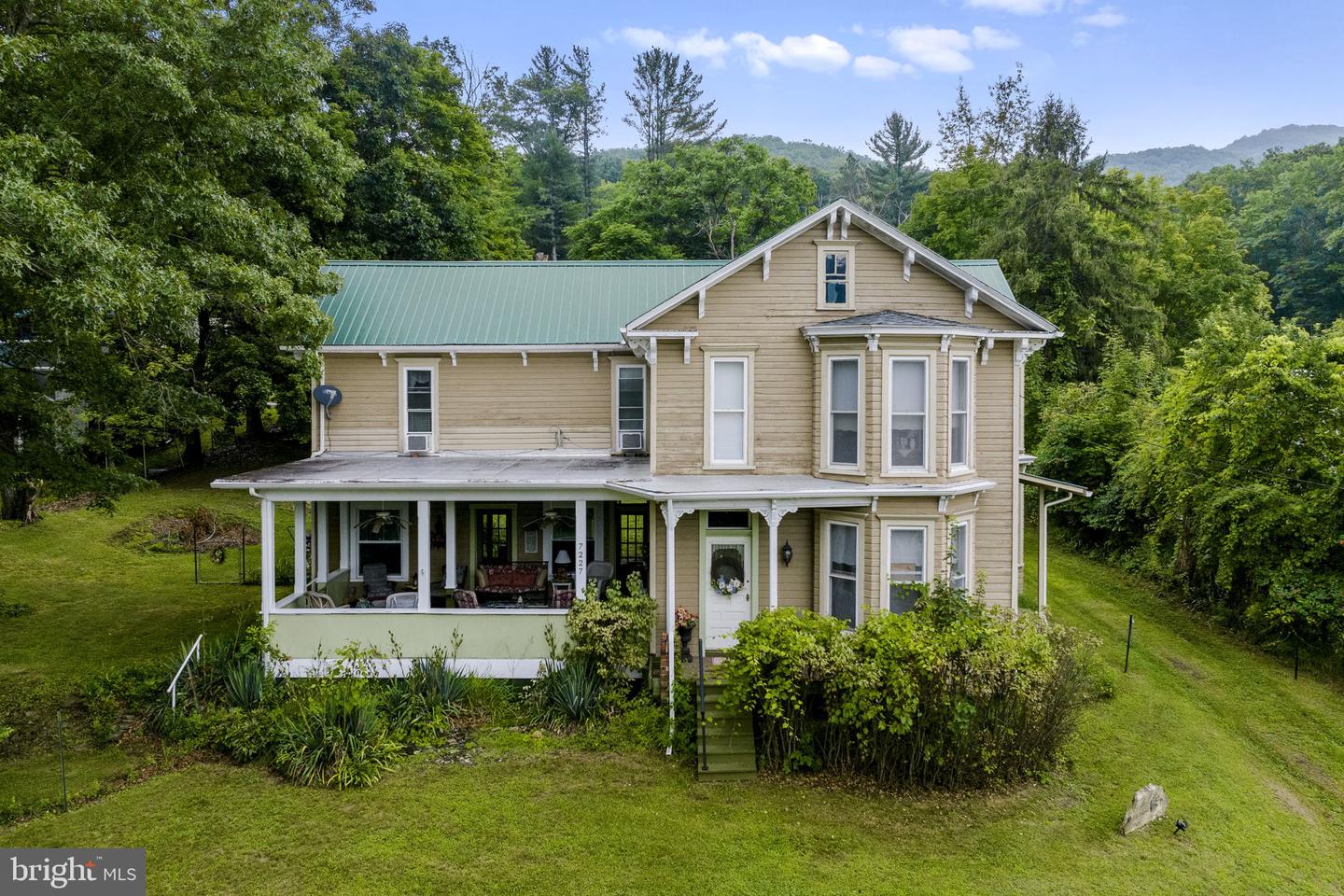 7227 3RD ST.