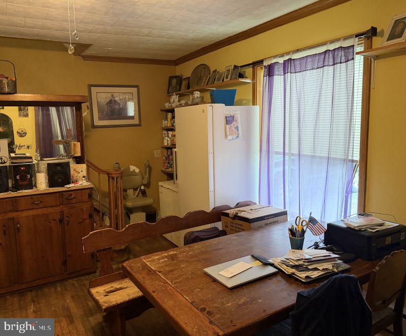 217 4th St Property Photo 17