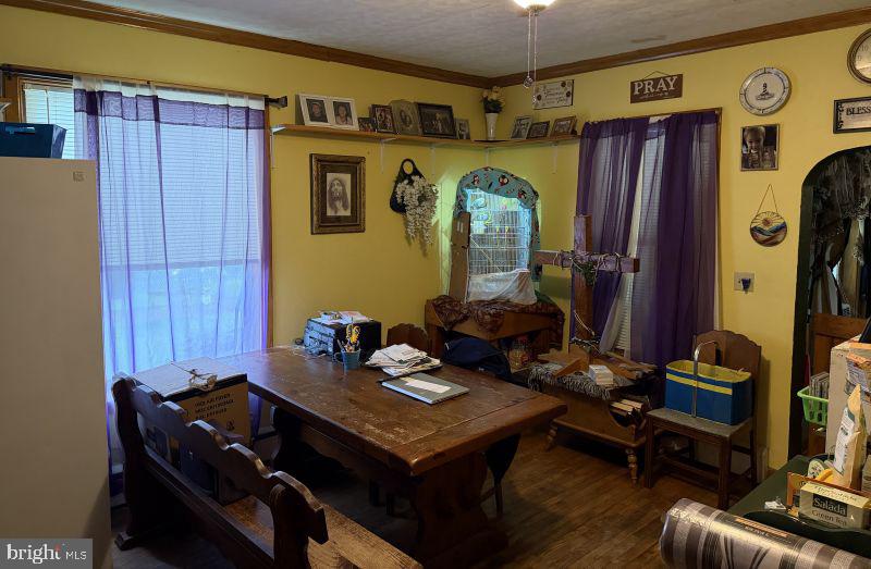 217 4th St Property Photo 18
