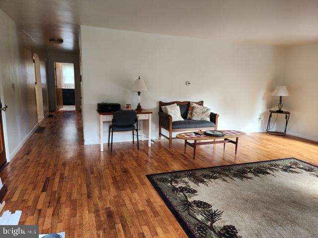 85 Blackburn Rd Property Photo 12