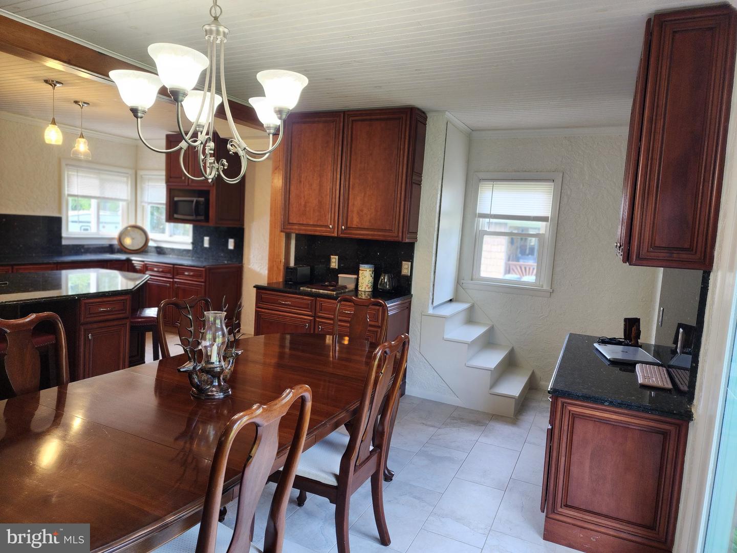 85 Blackburn Rd Property Photo 24