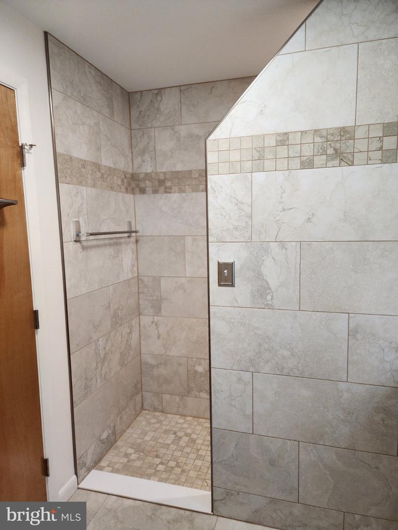 85 Blackburn Rd Property Photo 39
