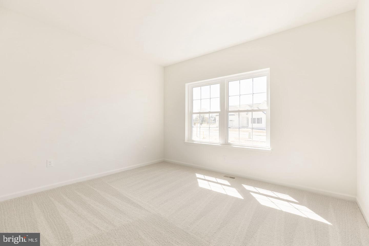 Lincolnshire St #d (waterford) Property Photo 22