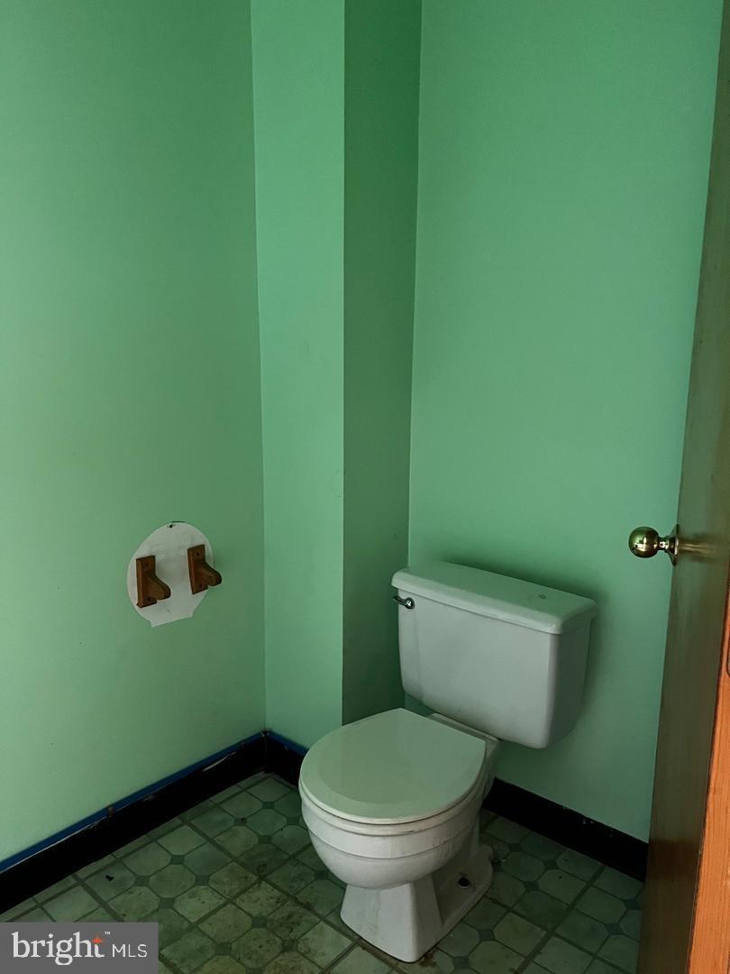 1311 W West Chester Pike Property Photo 21