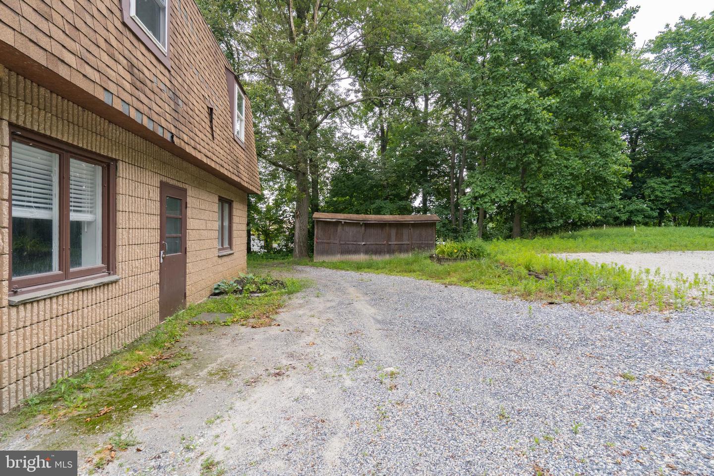 990 Pottstown Pike Property Photo 16