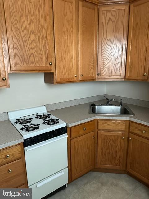 319 S Church St Property Photo 5