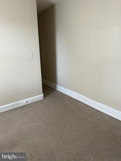 319 S Church St Property Photo 9