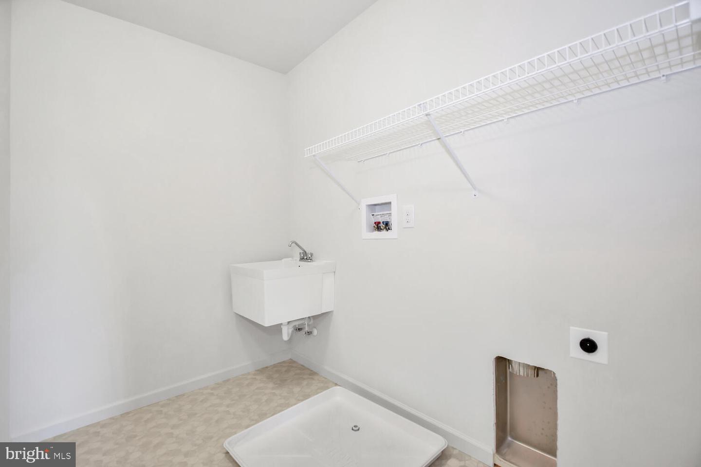 Wickmere Street #a - Hemlock Property Photo 27