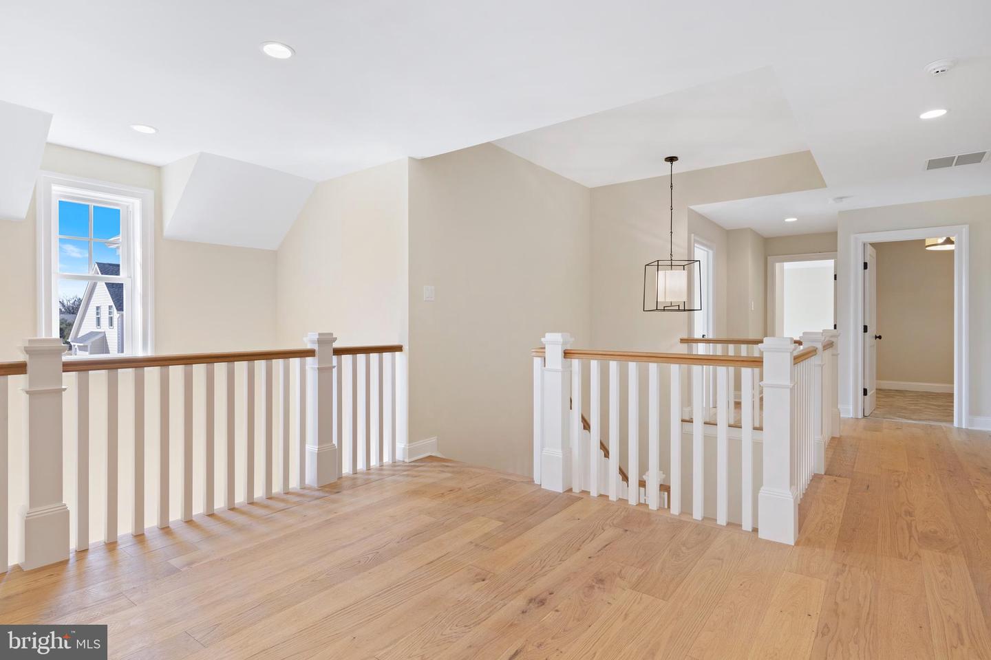 The Warren Walnut Tree Ln Property Photo 28
