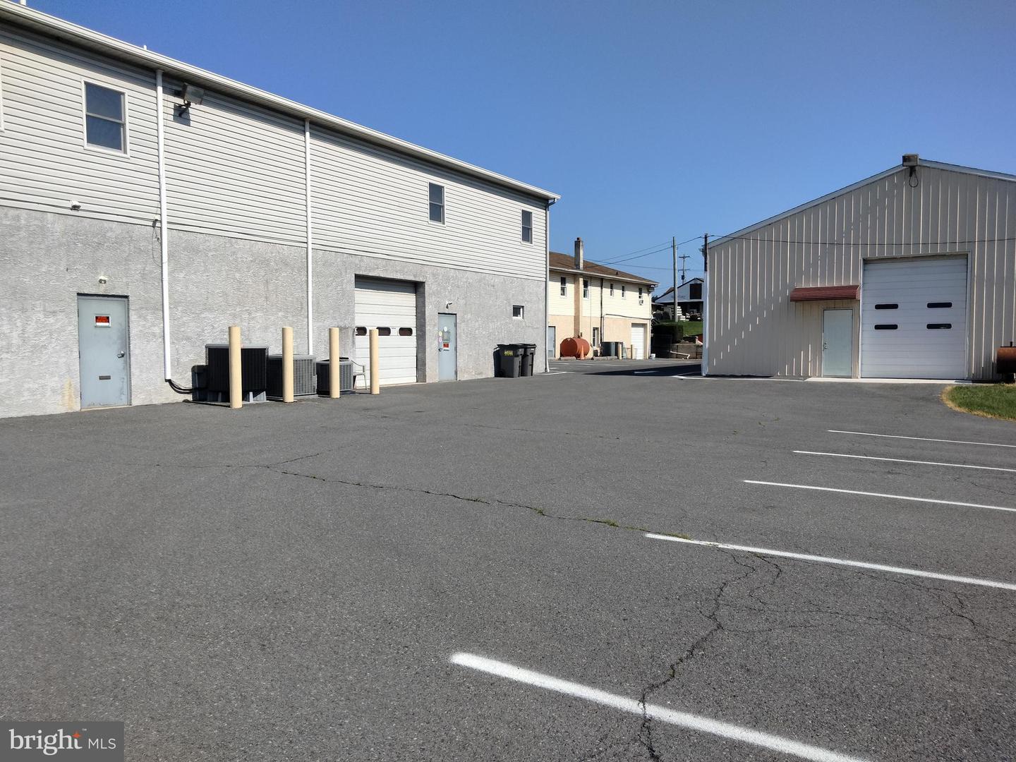 1486 S Hanover St Property Photo 39