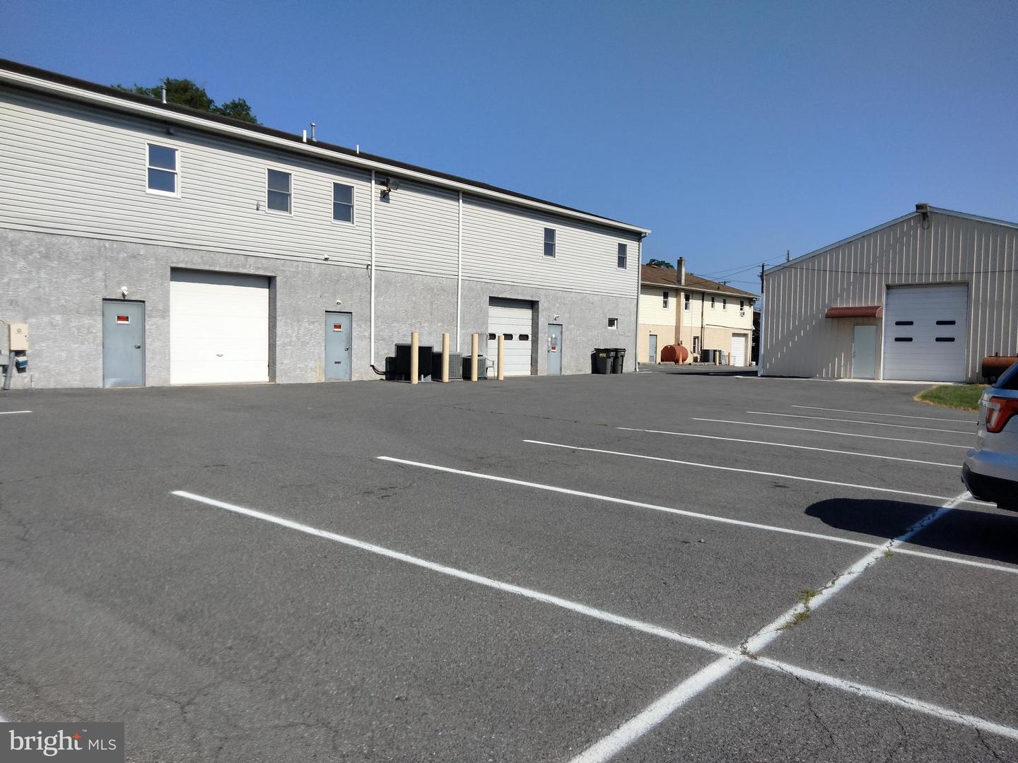 1486 S Hanover St Property Photo 40