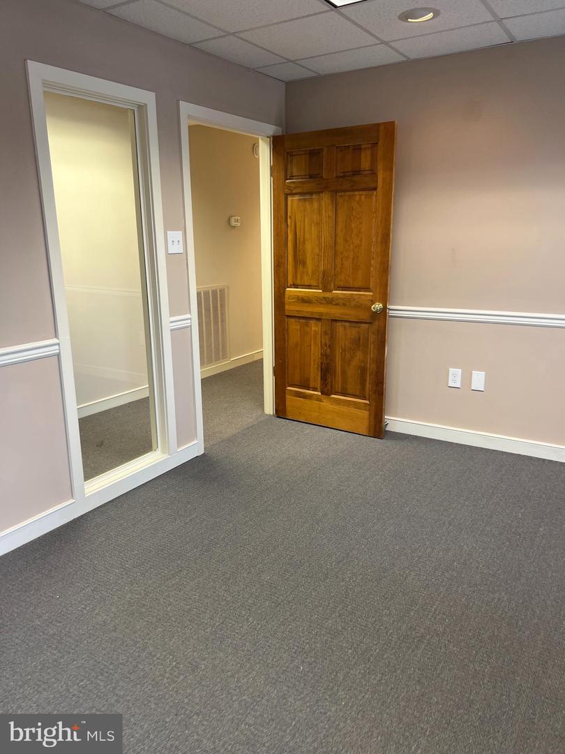 1242 W West Chester Pike Property Photo 7