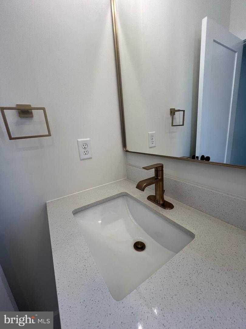 183 Ellicott Rd Property Photo 16