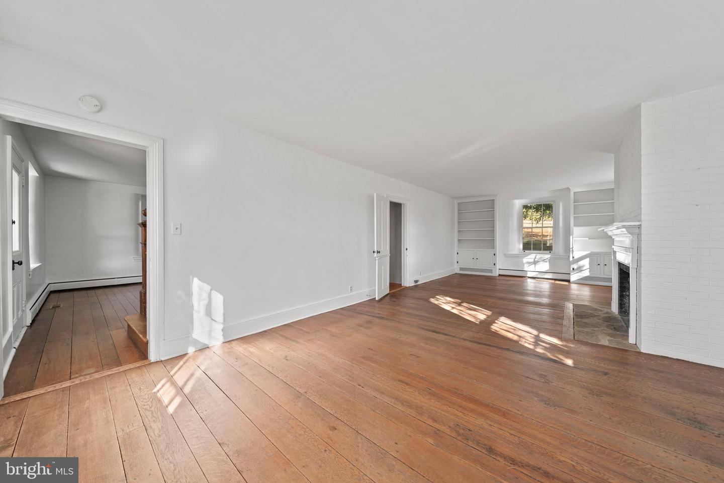 1025 N Chatham Rd Property Photo 19