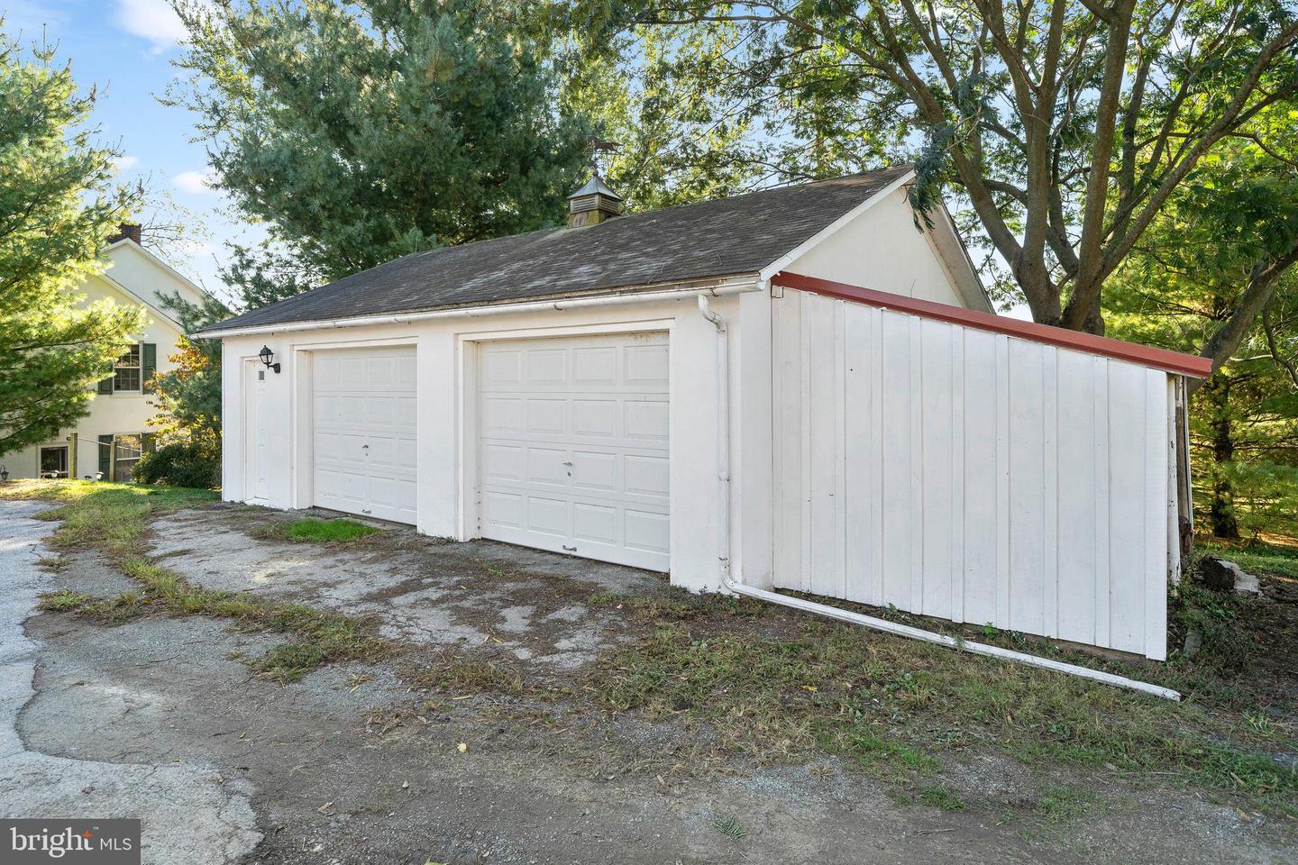 1025 N Chatham Rd Property Photo 34