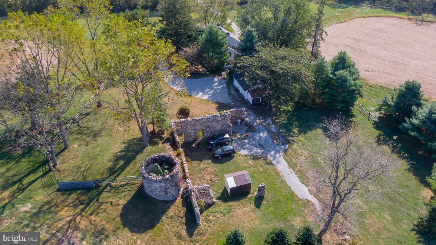1025 N Chatham Rd Property Photo 44