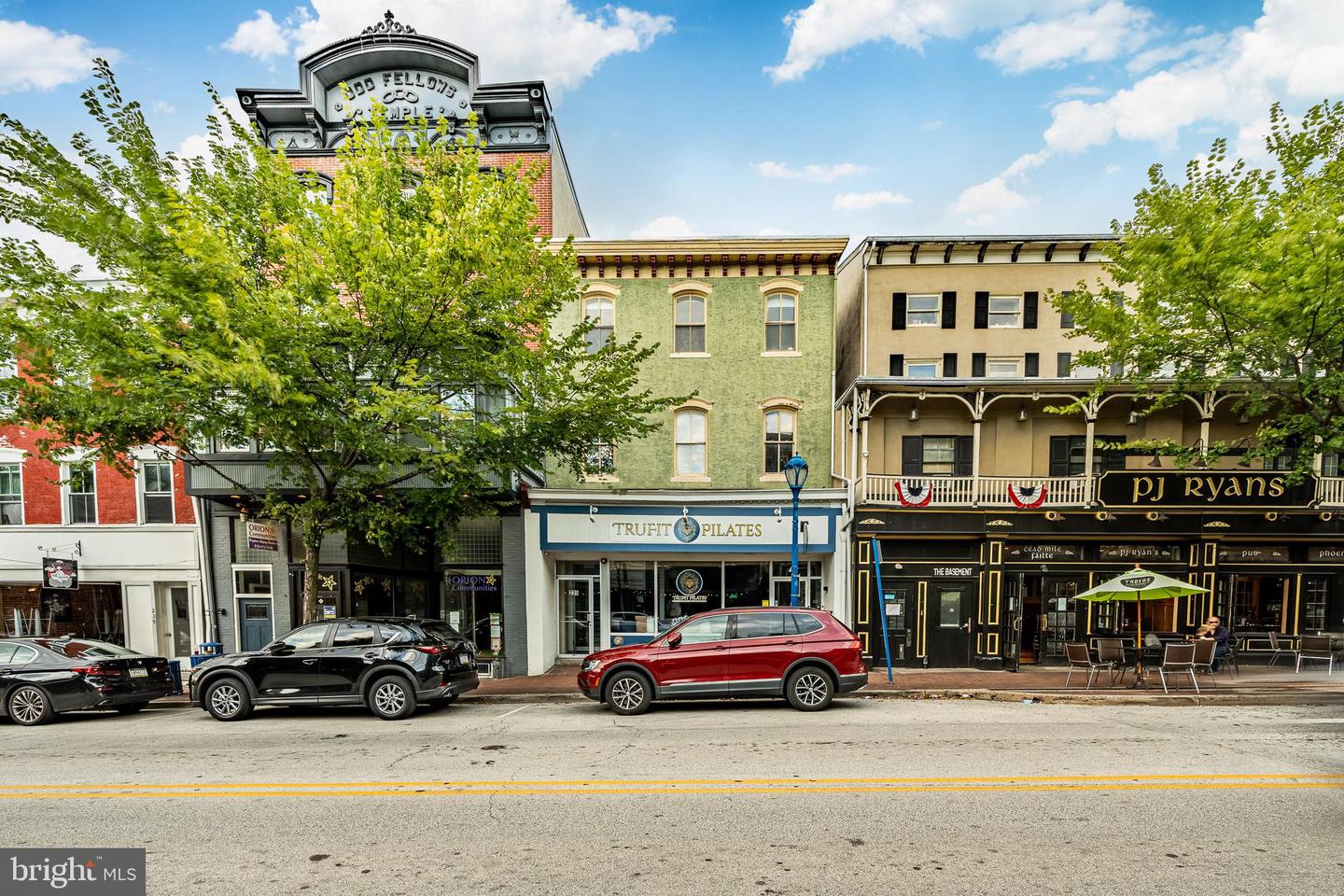 235 Bridge St Property Photo 2