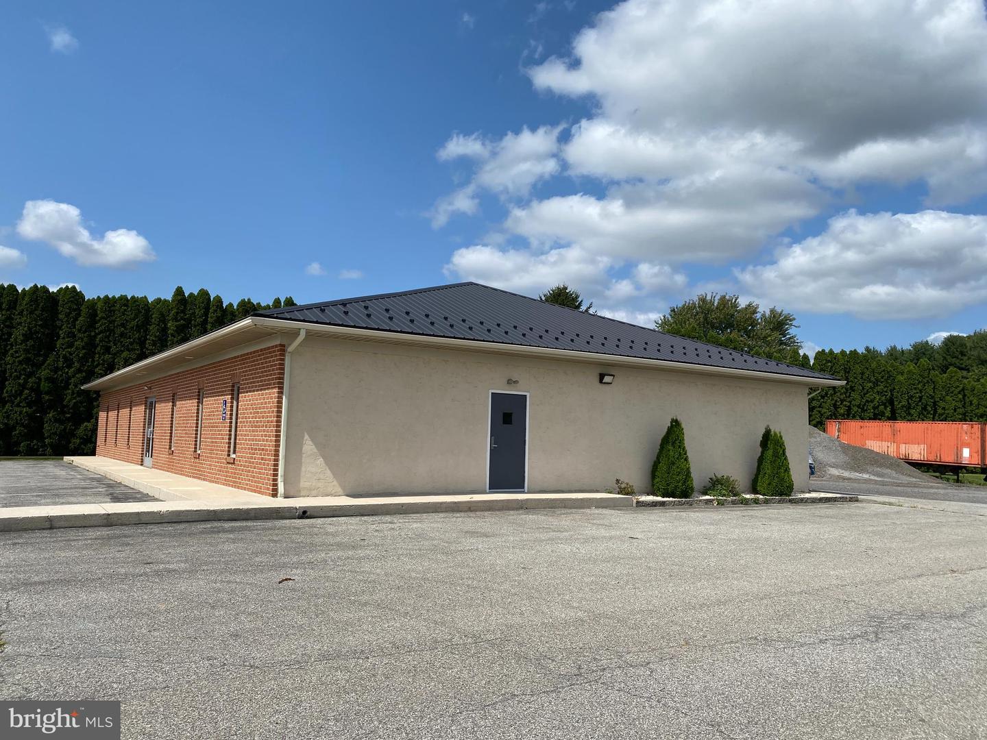1175 Gap Newport Pike Property Photo 6