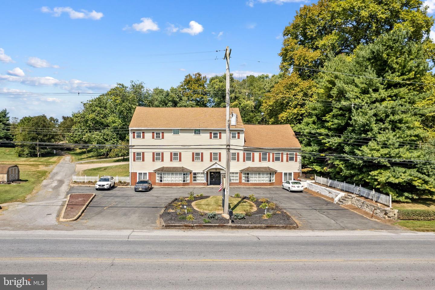 343 E Baltimore Pike Property Photo 1