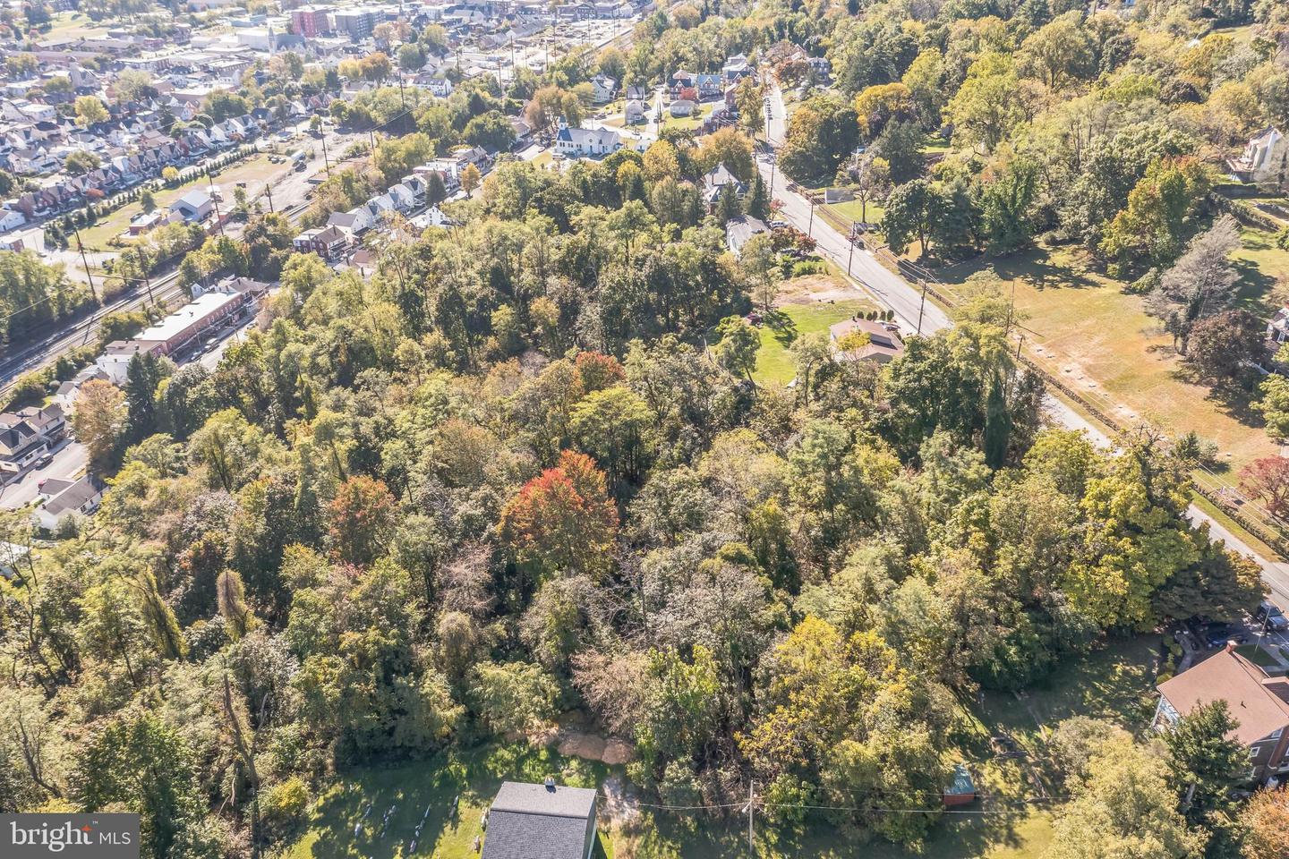 572 Blackhorse Hill Rd Property Photo 13