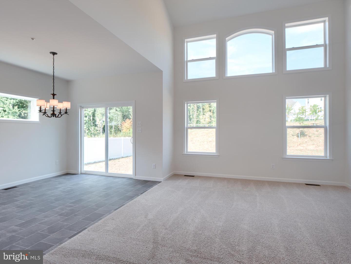 100 Declan #parker Property Photo 6