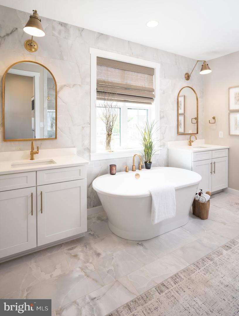 100 Declan #devonshire Property Photo 24