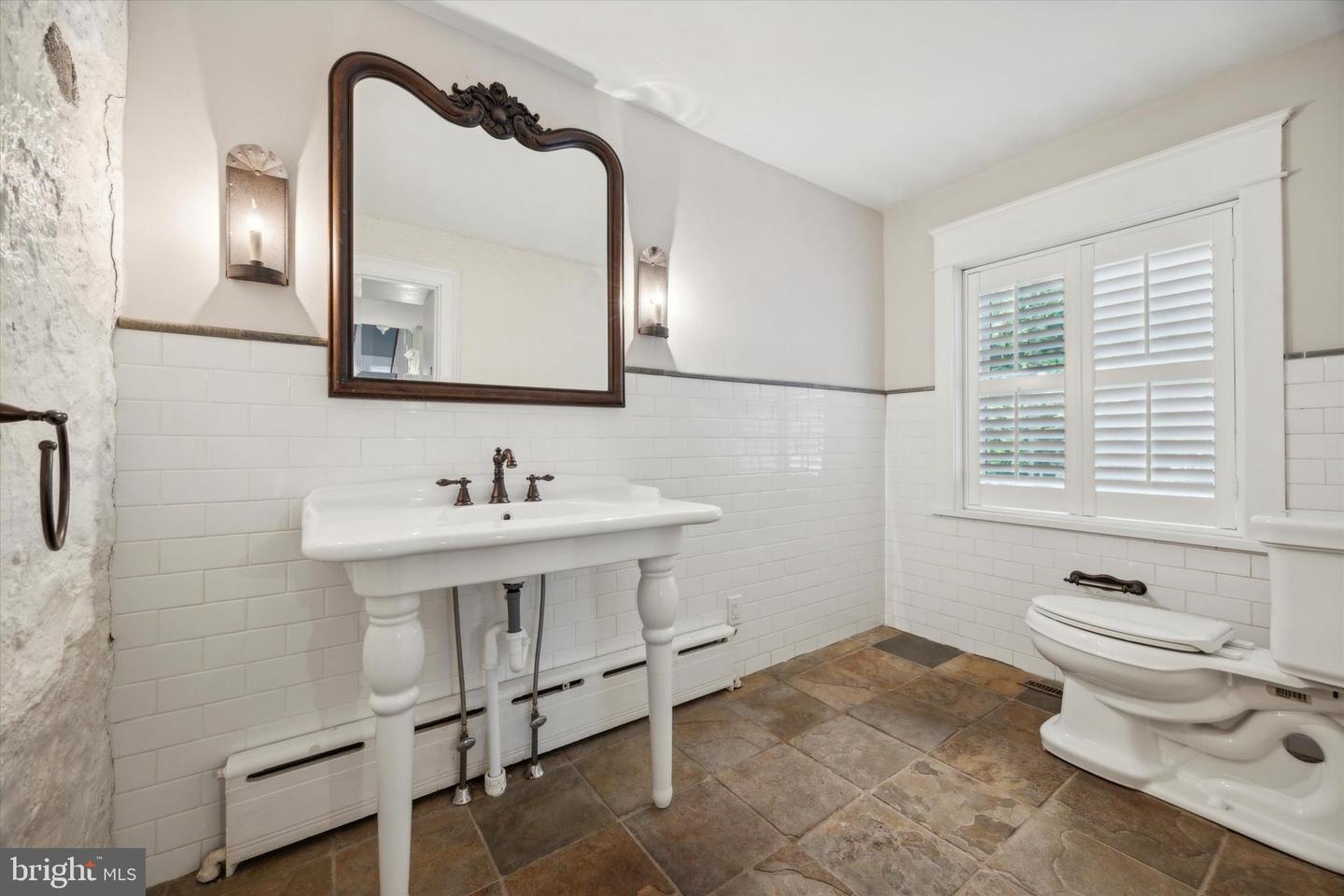 1523 Johnnys Way Property Photo 12