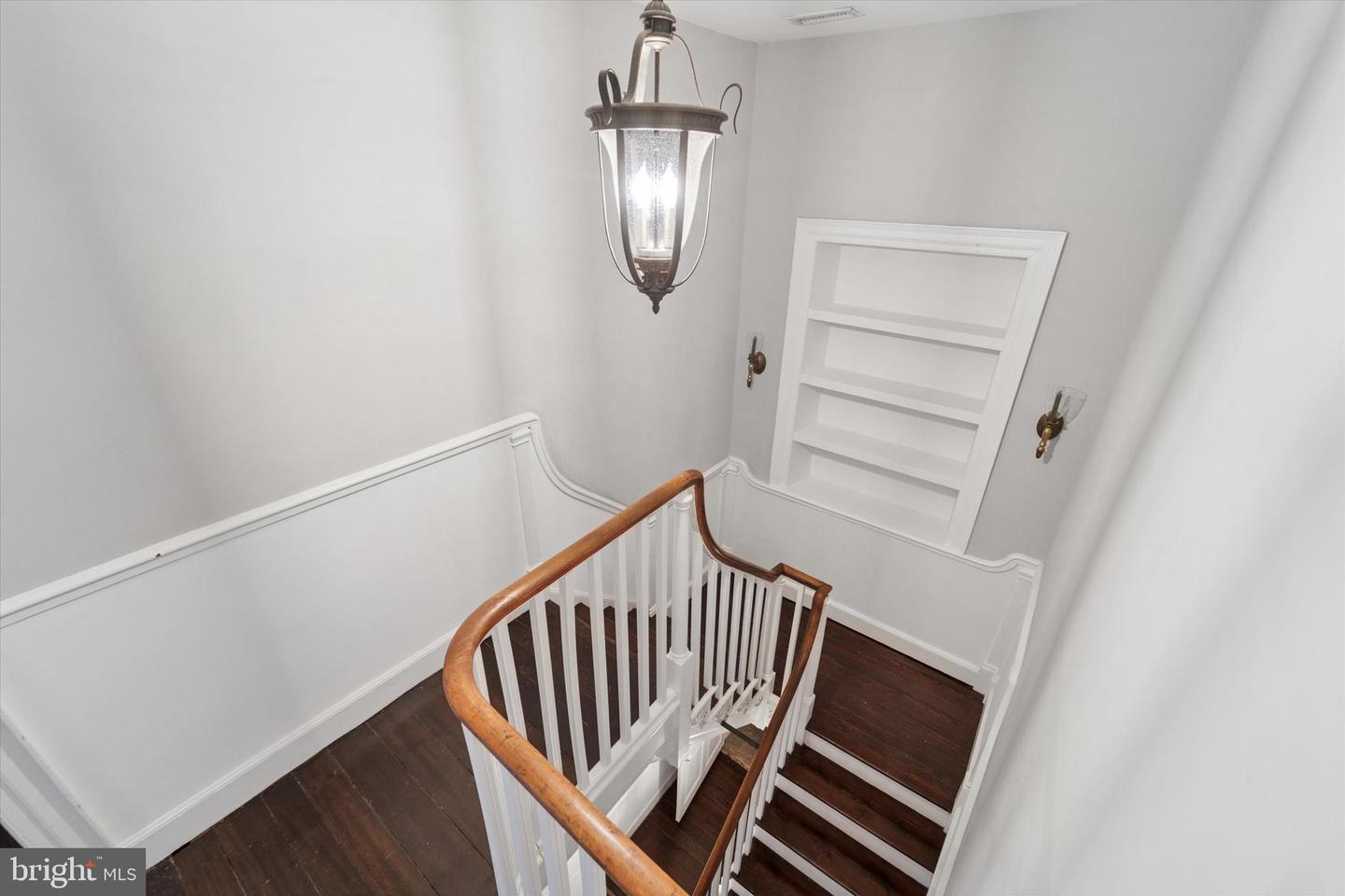 1523 Johnnys Way Property Photo 14
