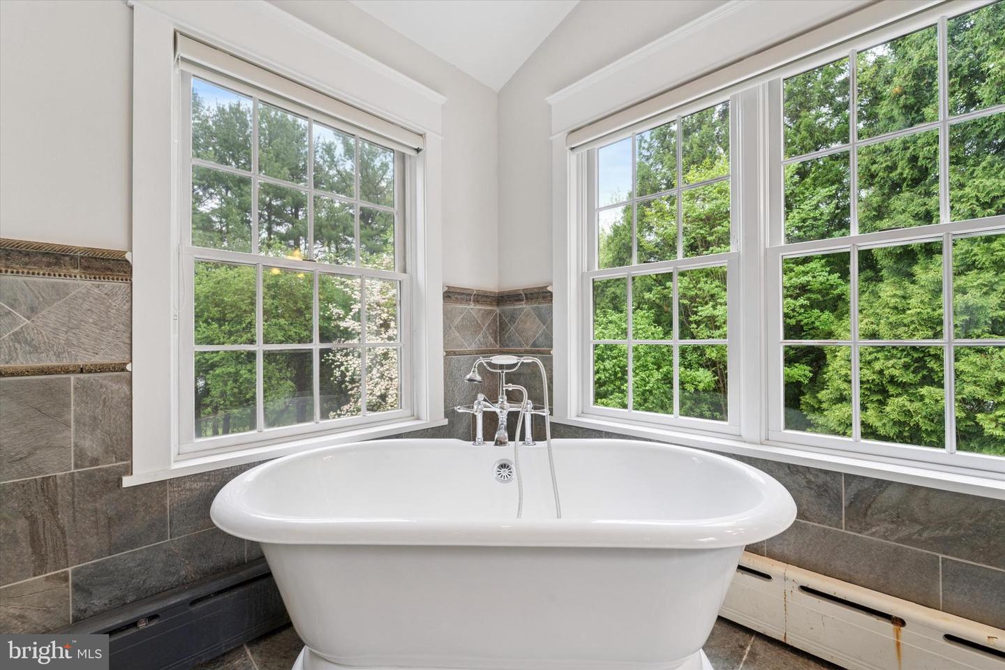 1523 Johnnys Way Property Photo 19