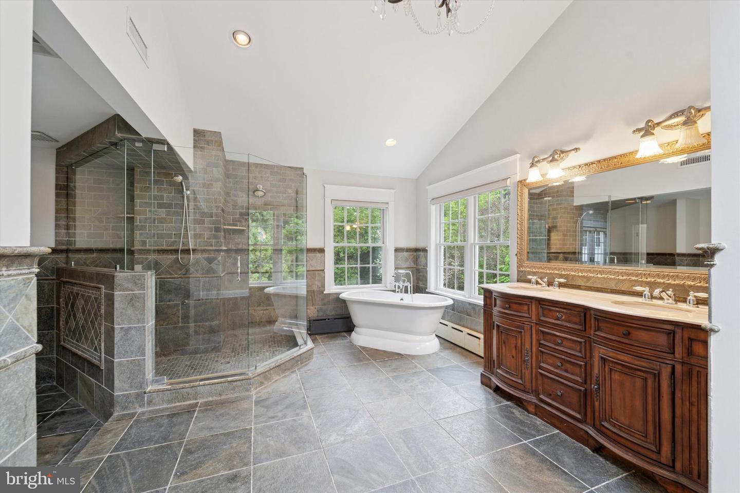 1523 Johnnys Way Property Photo 20