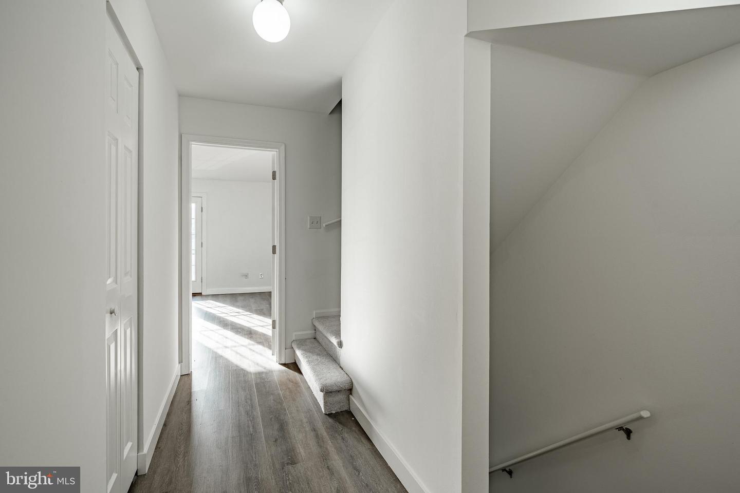 769 Bradford Ter Property Photo 13