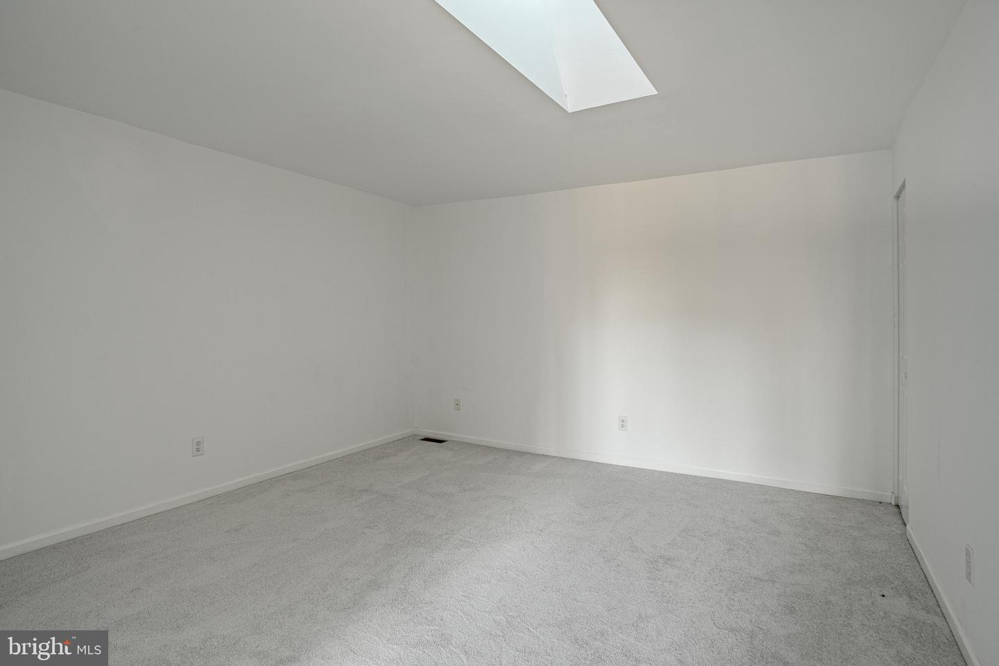 769 Bradford Ter Property Photo 21