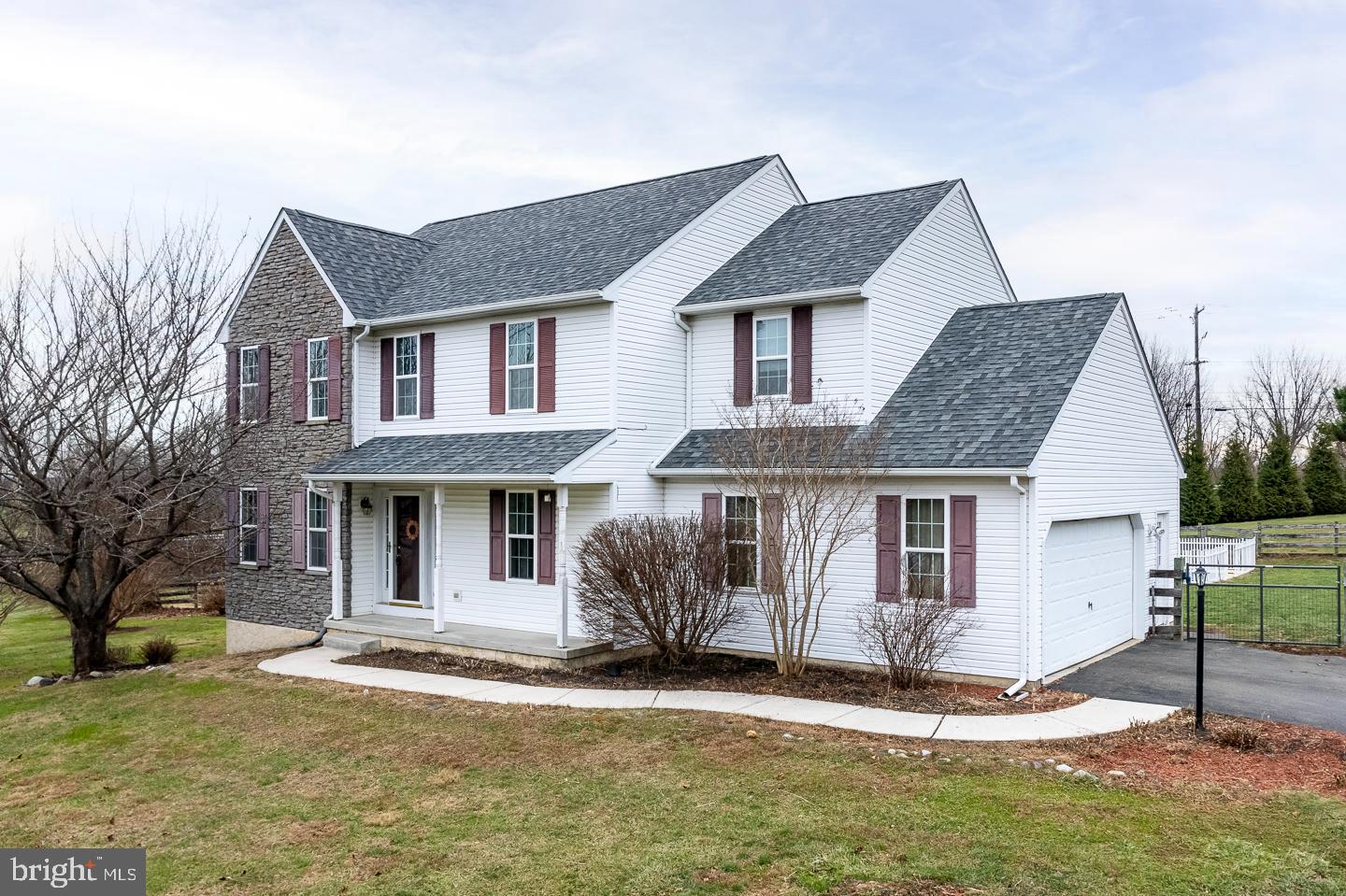 321 Anvil Rd Property Photo