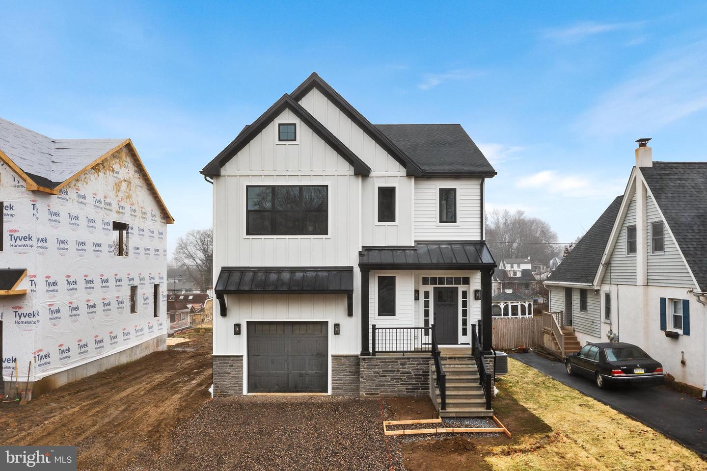 218 Hendricks Ave Property Photo 3