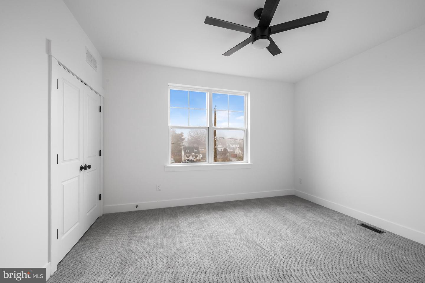 218 Hendricks Ave Property Photo 26