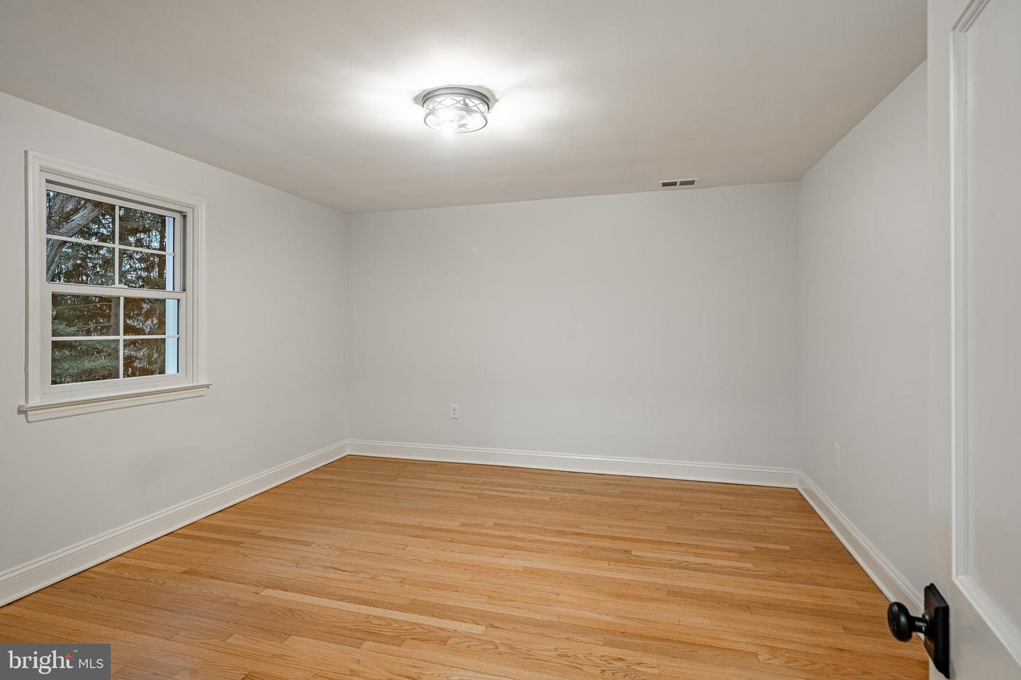 930 Hillsdale Rd Property Photo 37