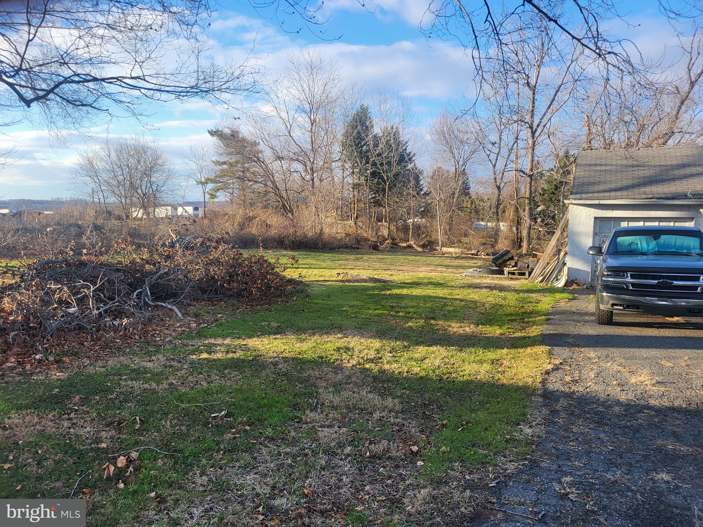 1003 Newark Rd Property Photo 2
