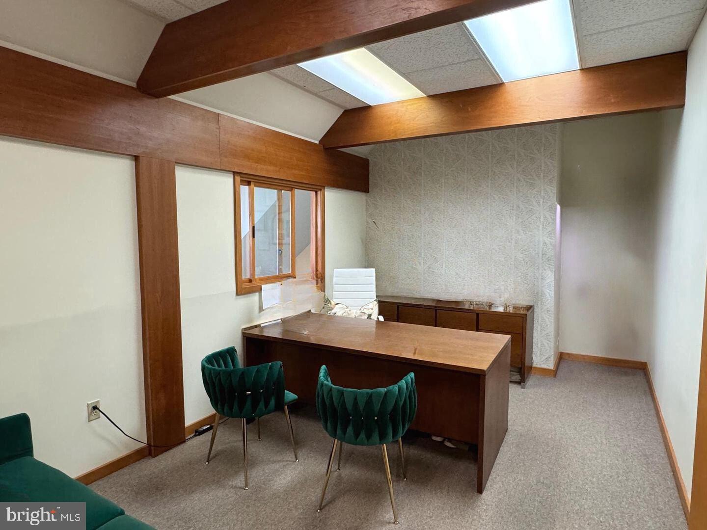 107 John Robert Thomas Dr Property Photo 10