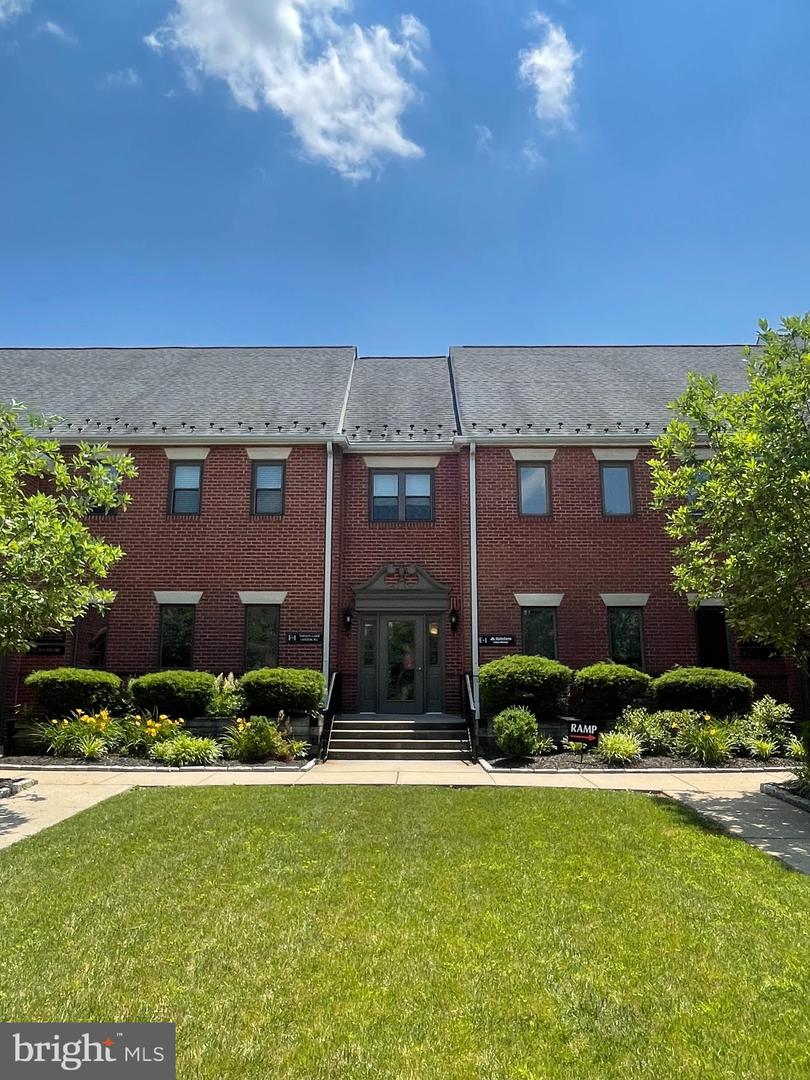 270 W Lancaster Ave #e1 Property Photo 2