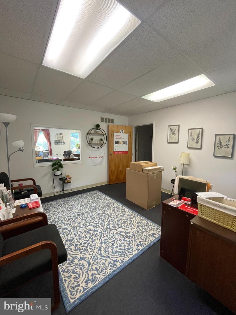270 W Lancaster Ave #e1 Property Photo 4