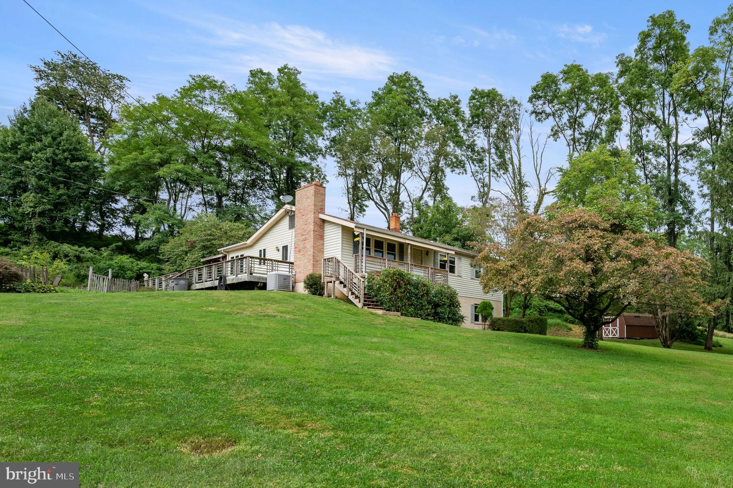 224 Millard Rd Property Photo