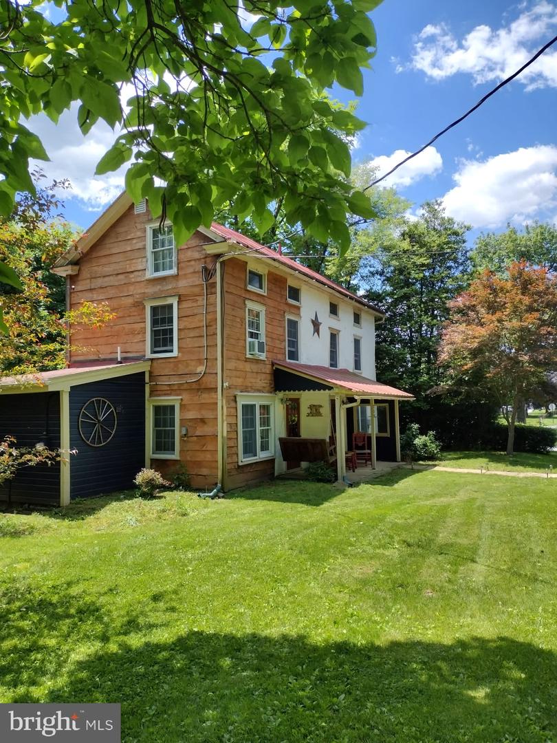 250 Warwick Rd Property Photo