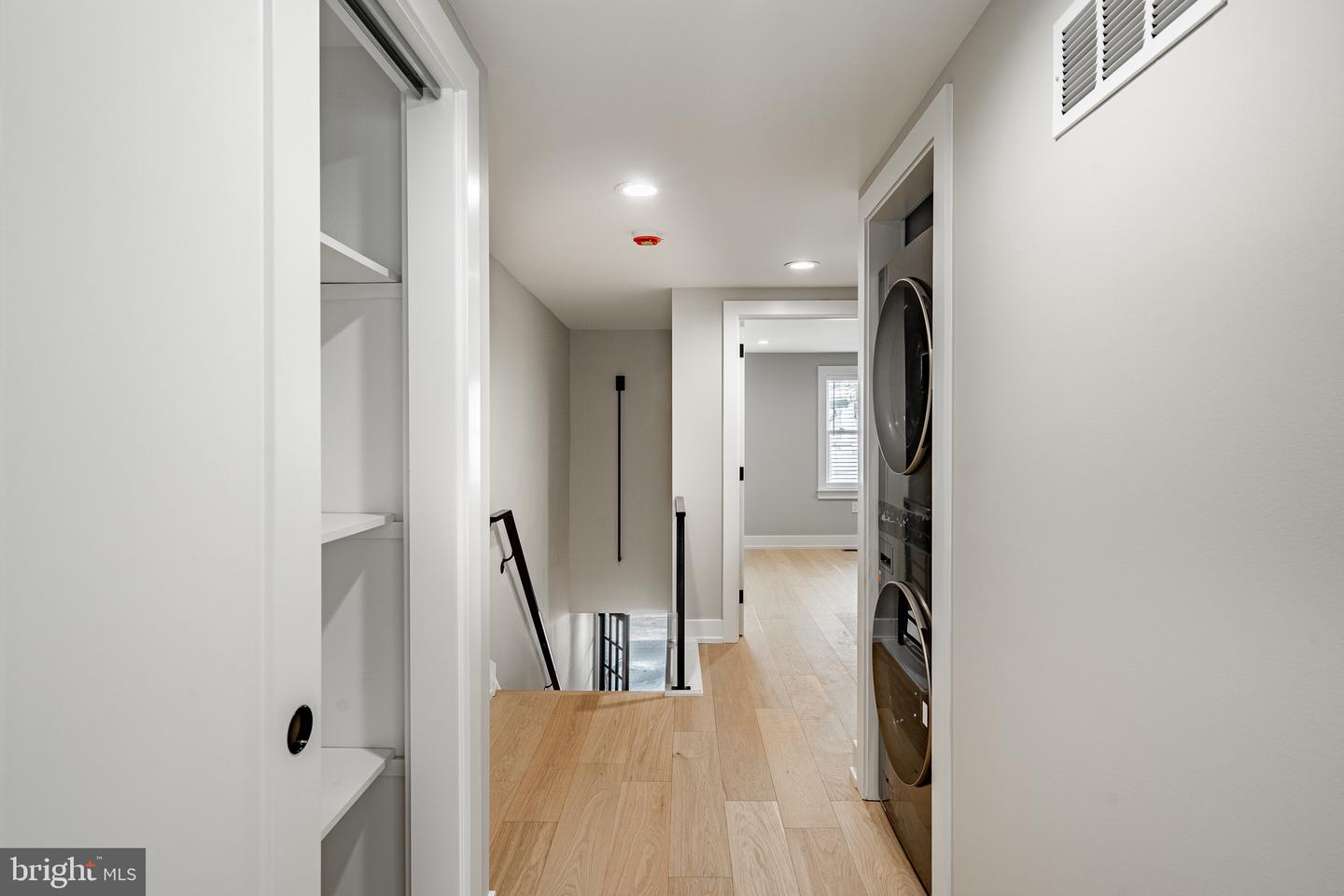 208 W Lafayette St Property Photo 19