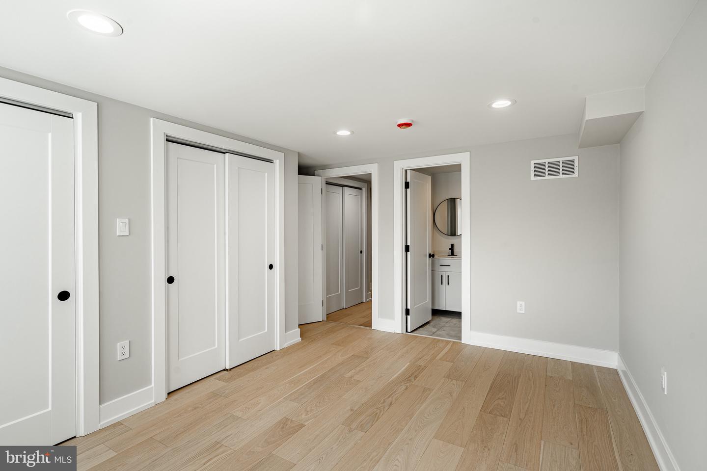 208 W Lafayette St Property Photo 22