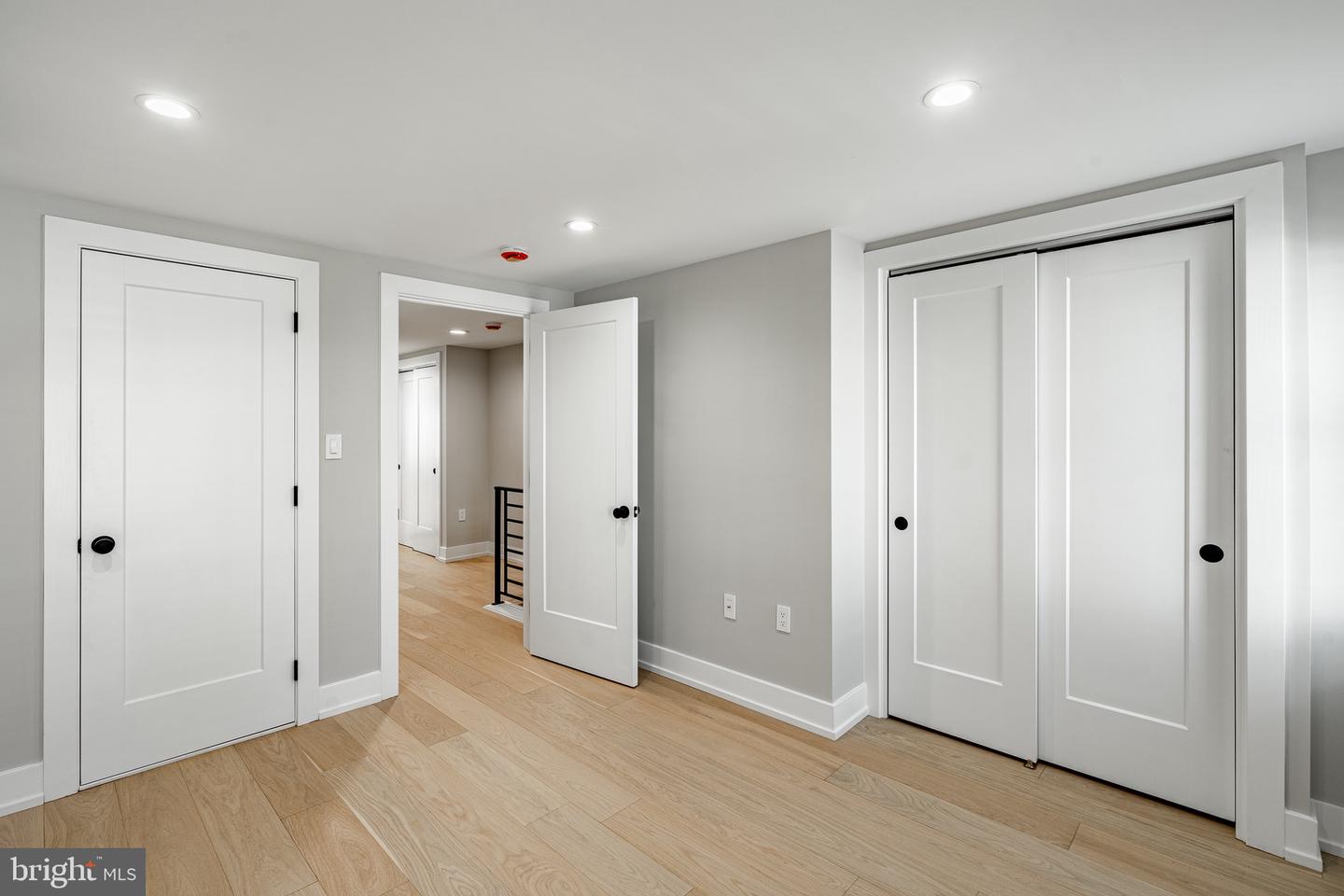 208 W Lafayette St Property Photo 28
