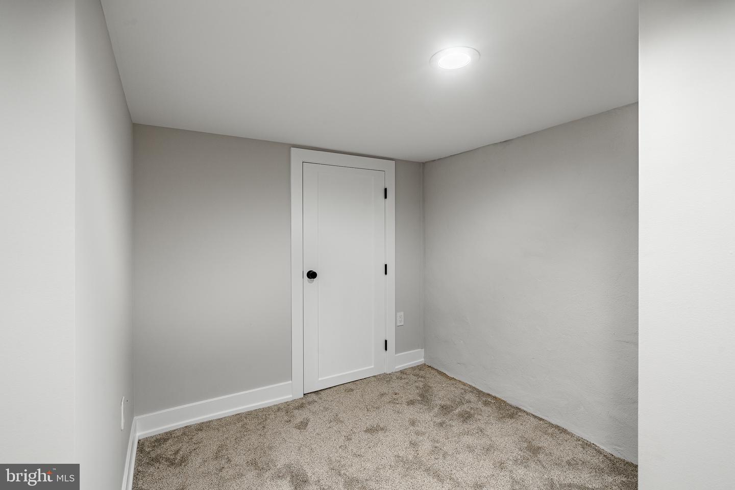 208 W Lafayette St Property Photo 35