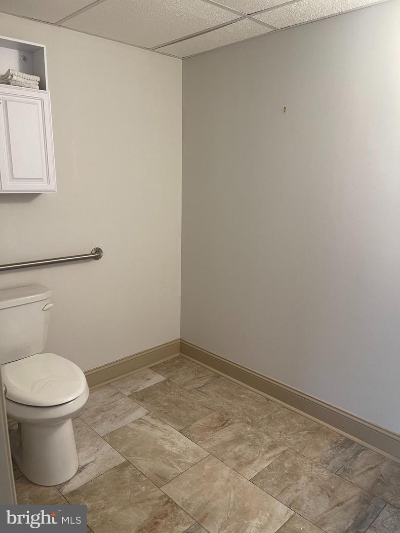 16 Meadowbrook Rd Property Photo 2